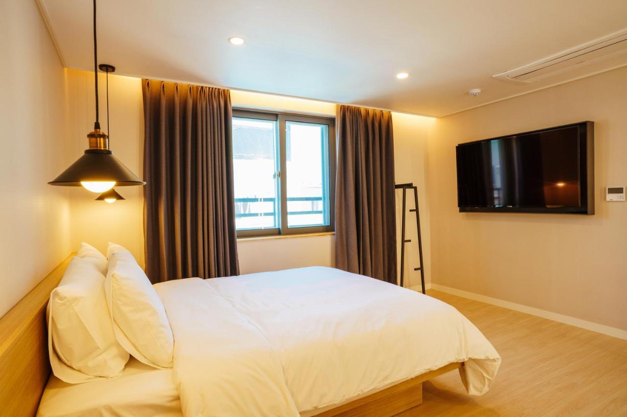 Hotel Pico Тхонъён Экстерьер фото