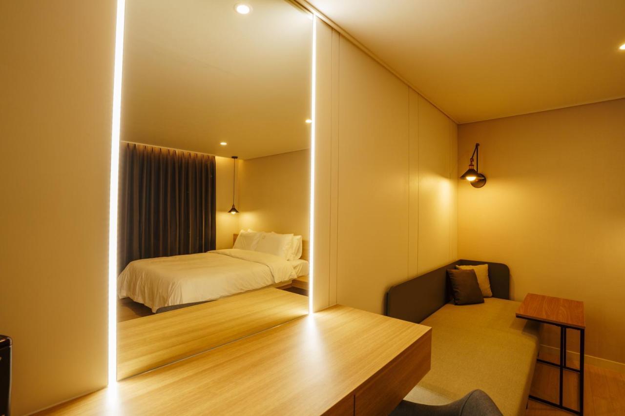 Hotel Pico Тхонъён Экстерьер фото