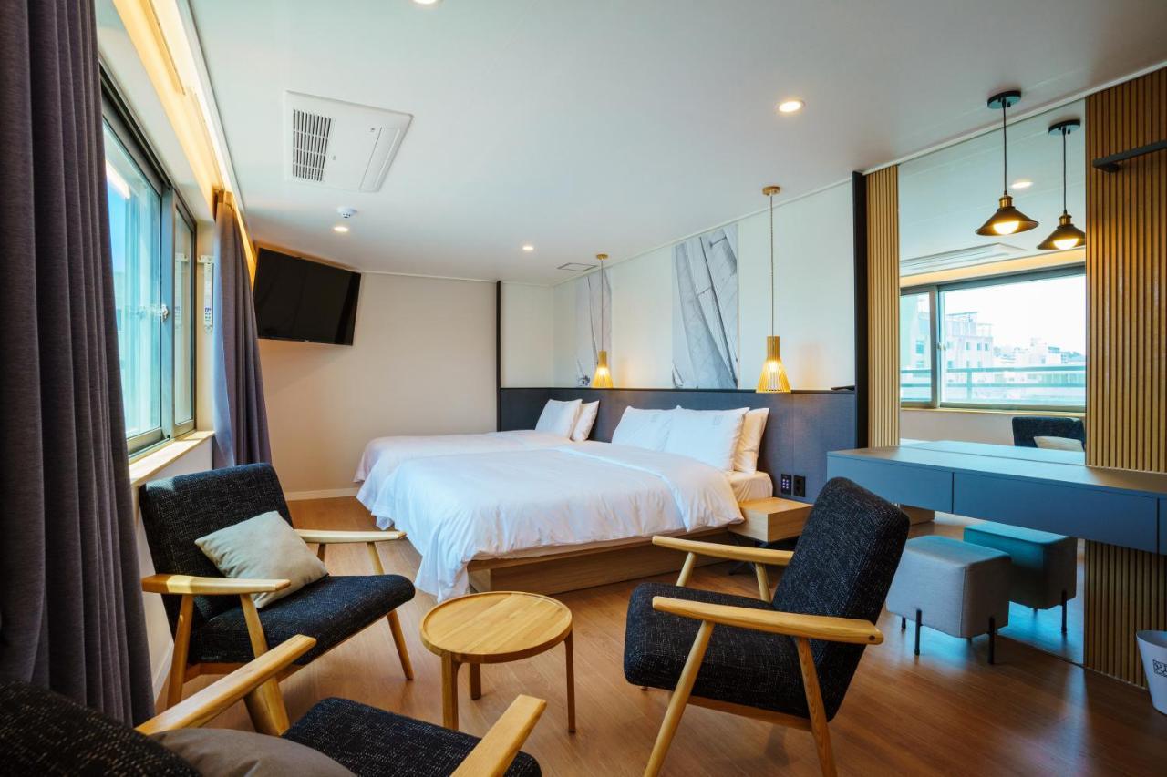 Hotel Pico Тхонъён Экстерьер фото