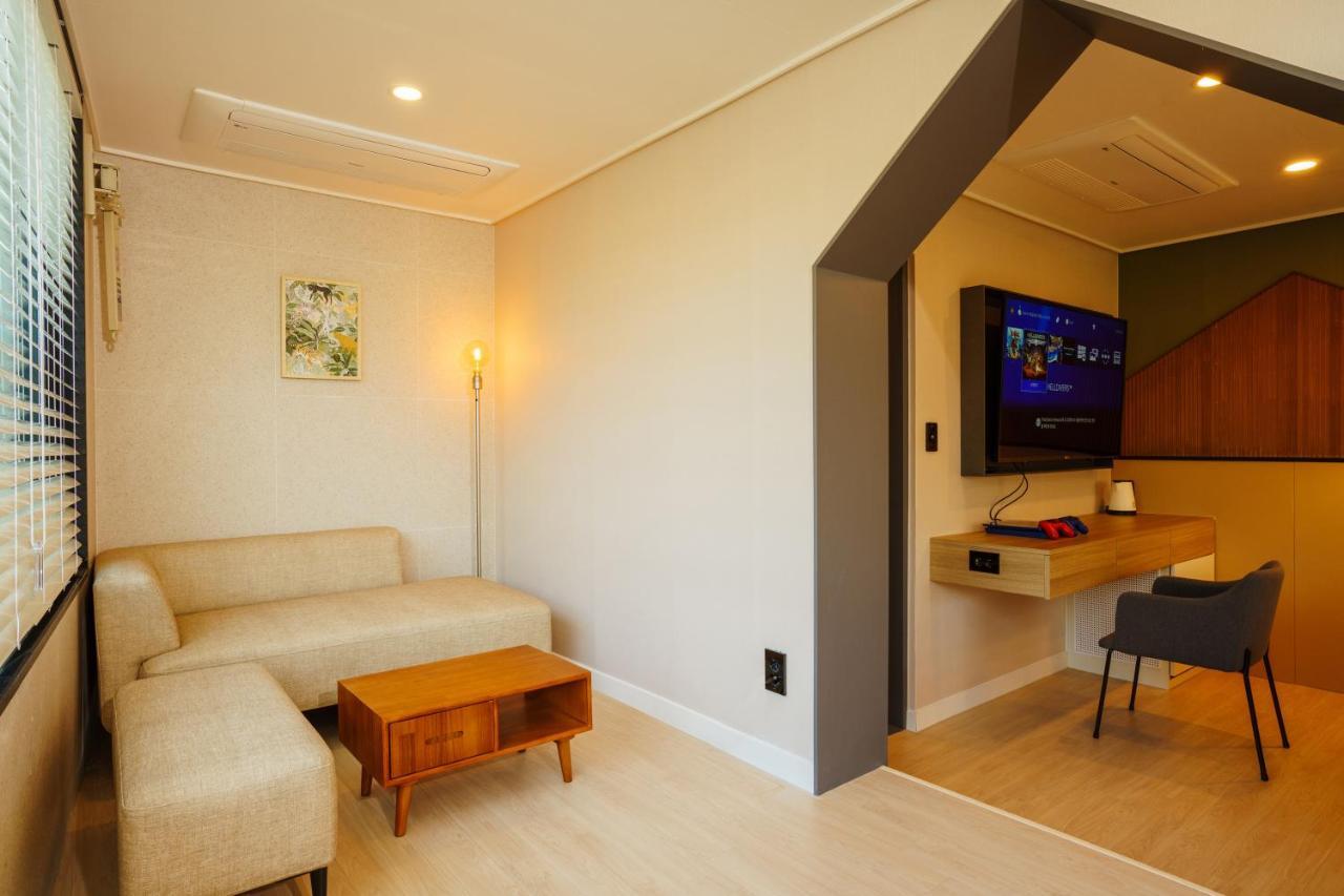 Hotel Pico Тхонъён Экстерьер фото