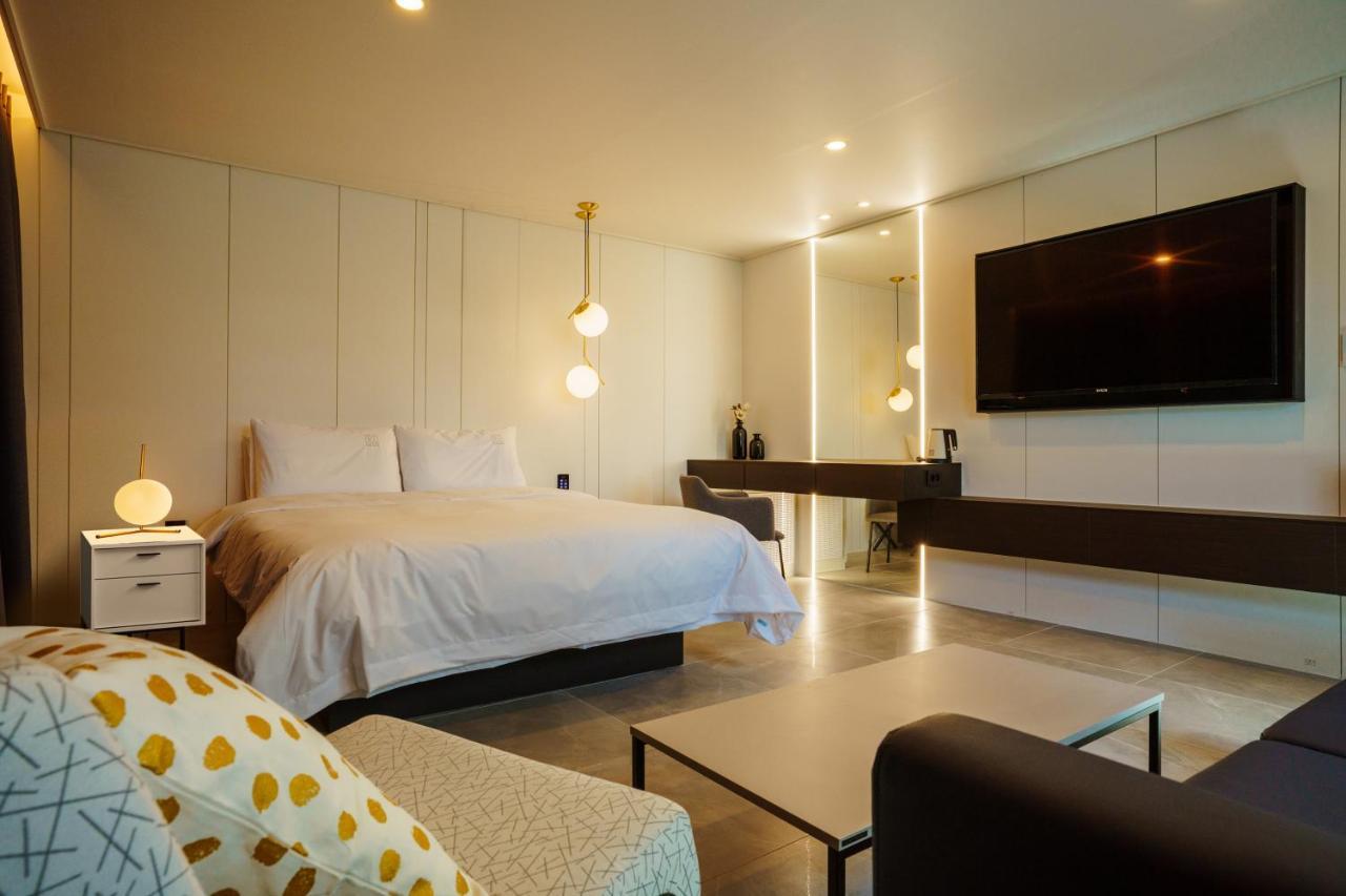 Hotel Pico Тхонъён Экстерьер фото
