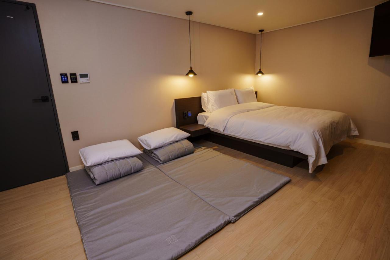 Hotel Pico Тхонъён Экстерьер фото