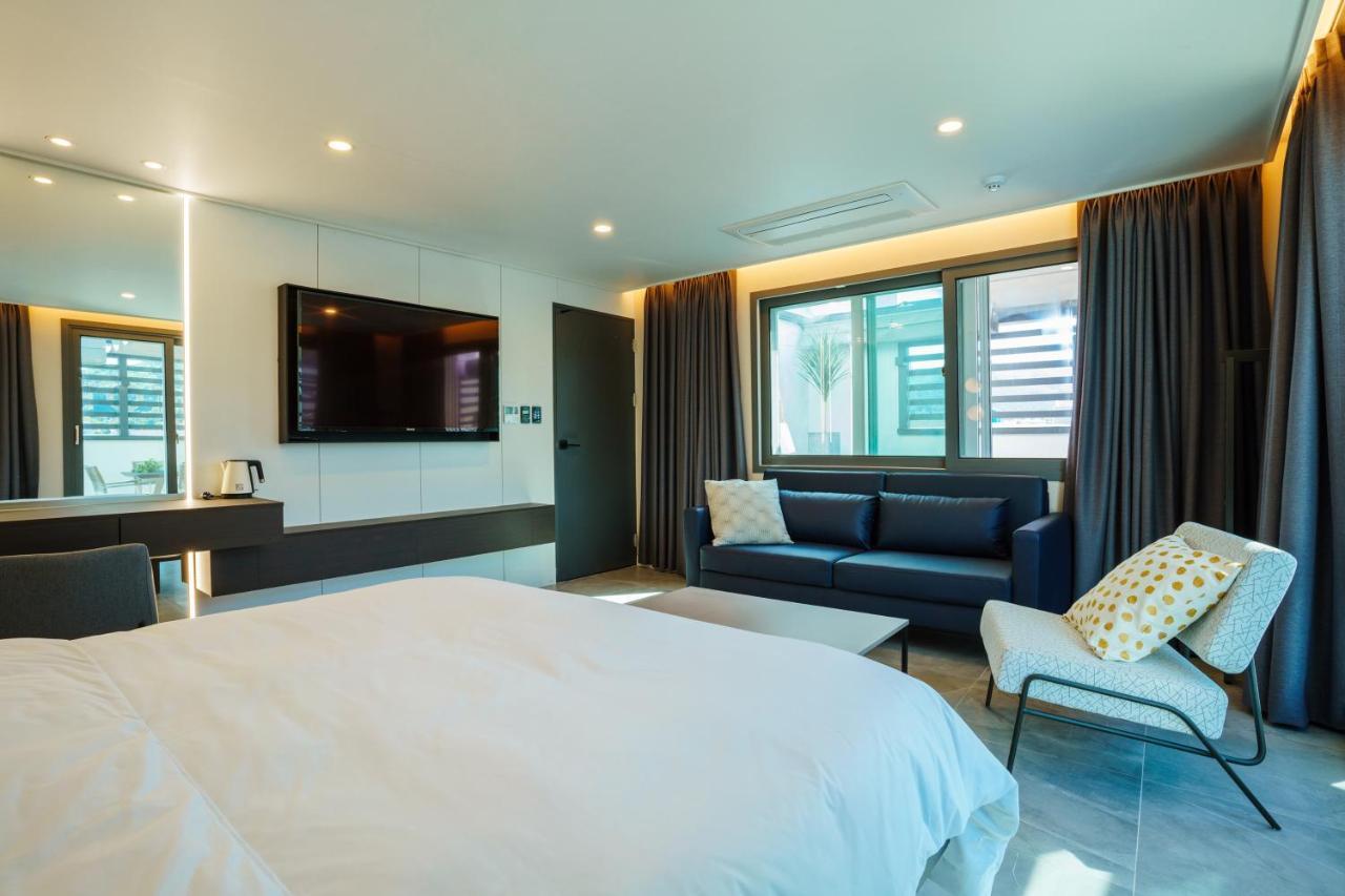 Hotel Pico Тхонъён Экстерьер фото