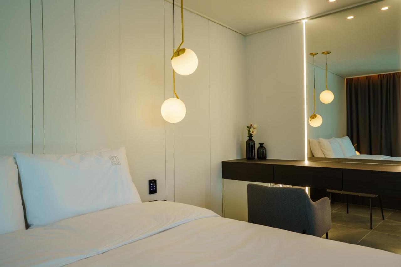 Hotel Pico Тхонъён Экстерьер фото