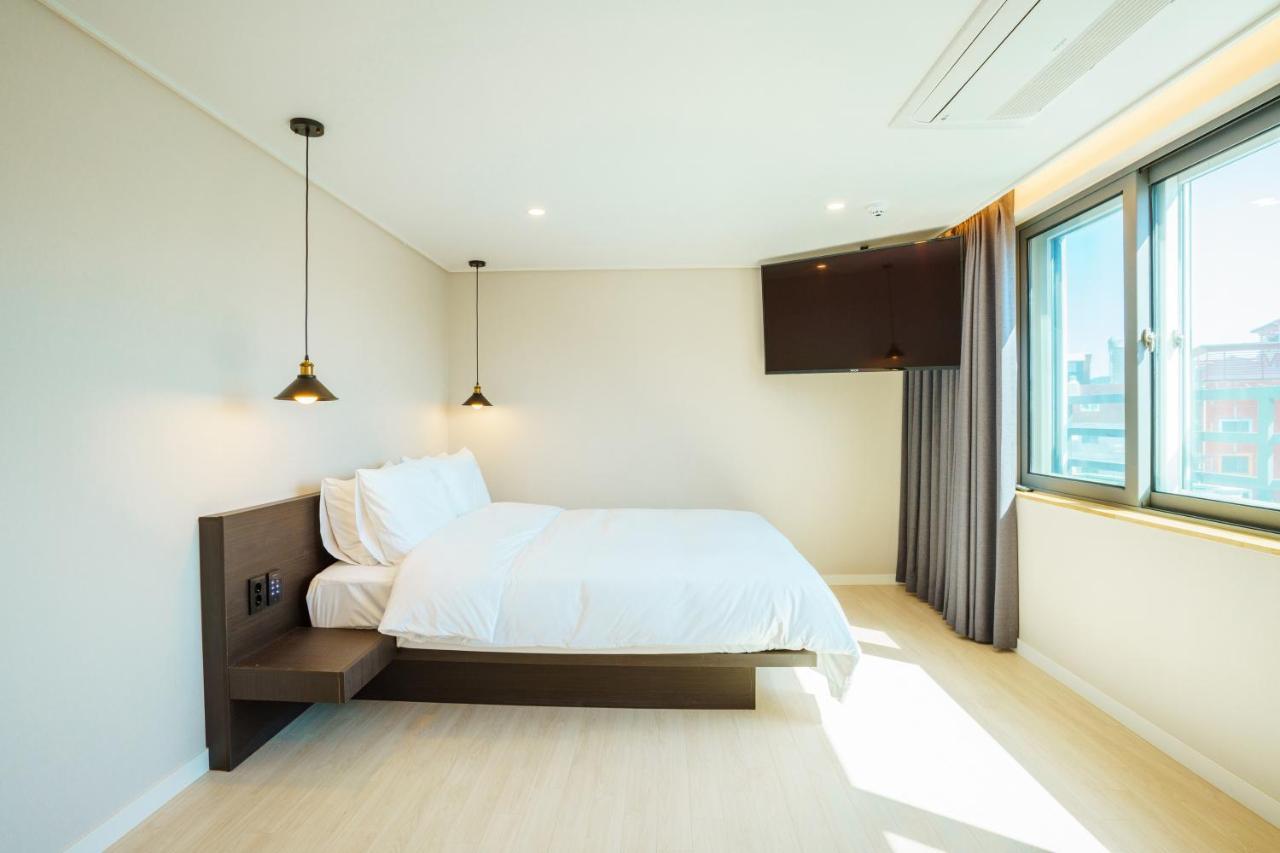 Hotel Pico Тхонъён Экстерьер фото